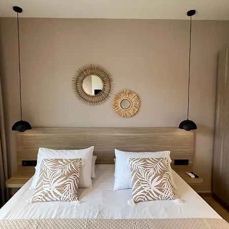 Roula Kotsonis Superior A * Argassi