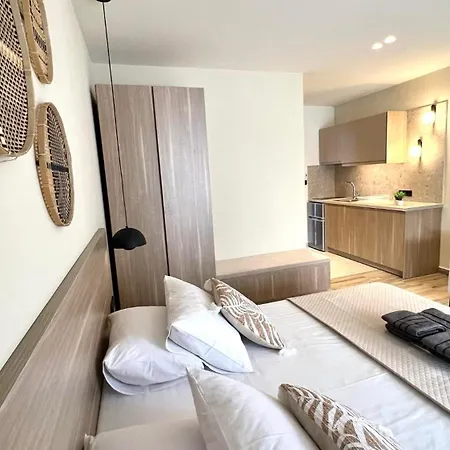 Roula Kotsonis Superior A Argassi