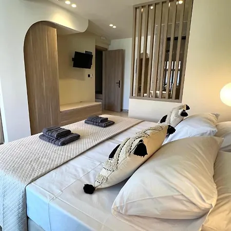 Roula Kotsonis Superior A Διαμέρισμα Αργάσι