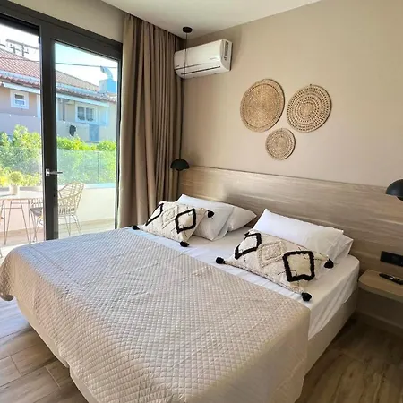 Roula Kotsonis Superior A * アルガッシ